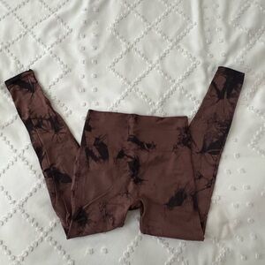 Stylish Brown Tie-Dye Leggings